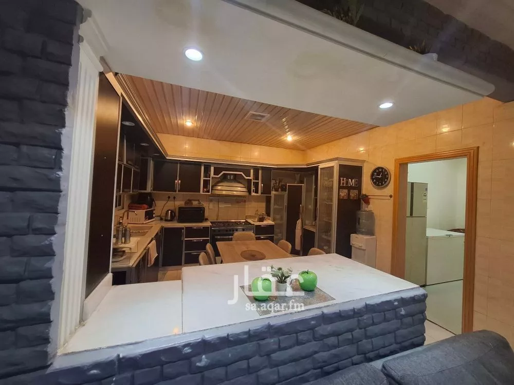 شقة 4 غرف في النهضة 5