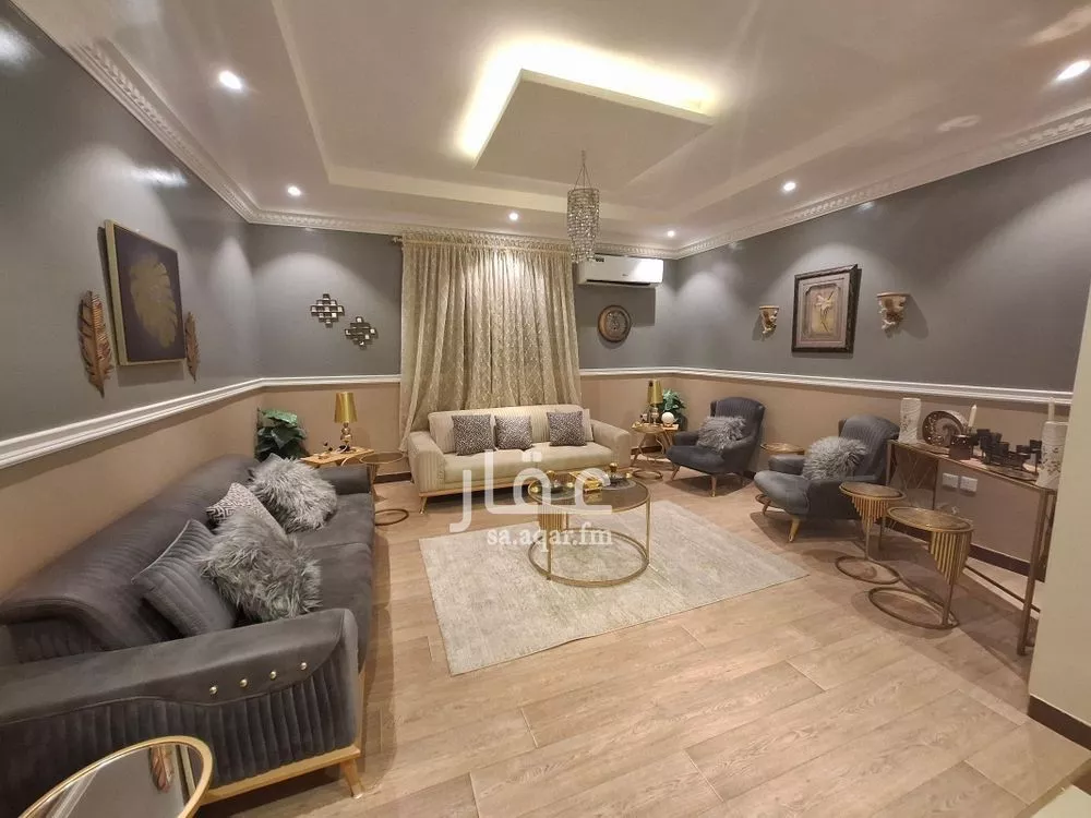 شقة 4 غرف في النهضة 3