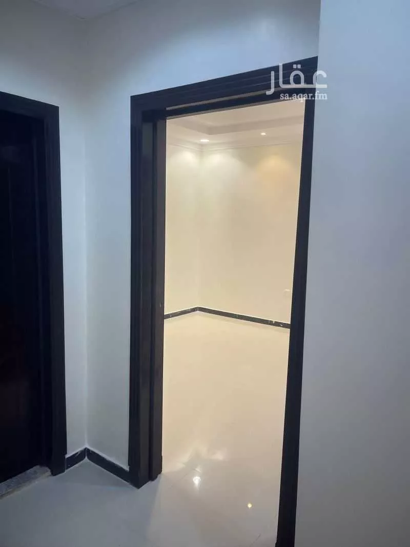 فيلا 6 غرف في المهدية 4