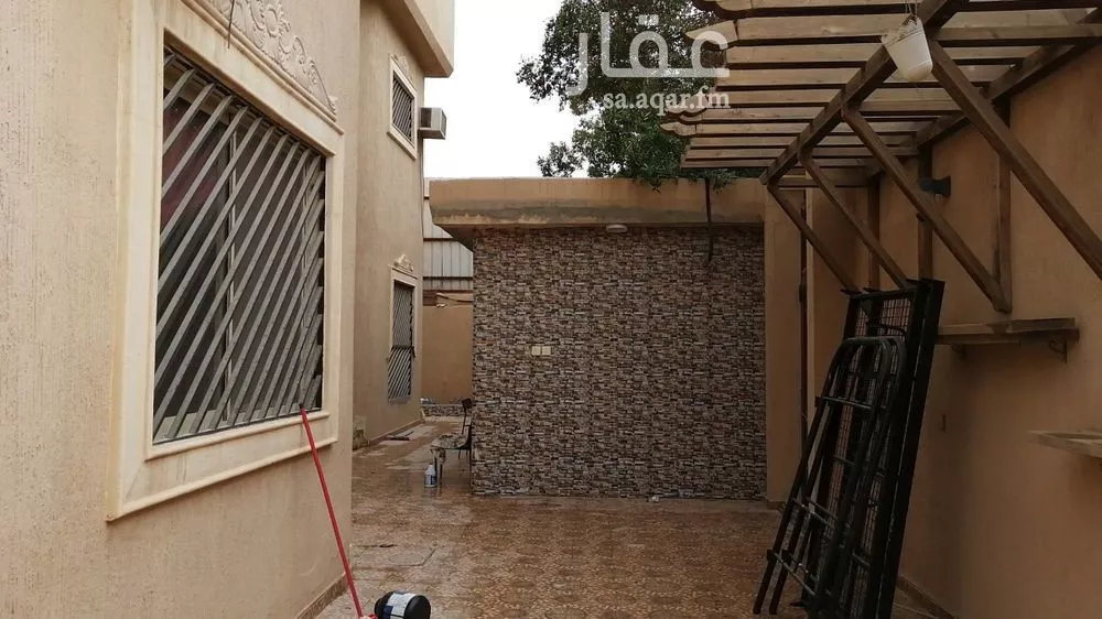 فيلا 13 غرف في العريجاء الوسطى 2