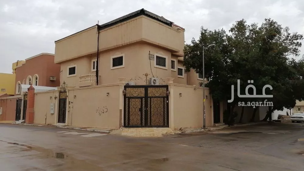 فيلا 13 غرف في العريجاء الوسطى 1