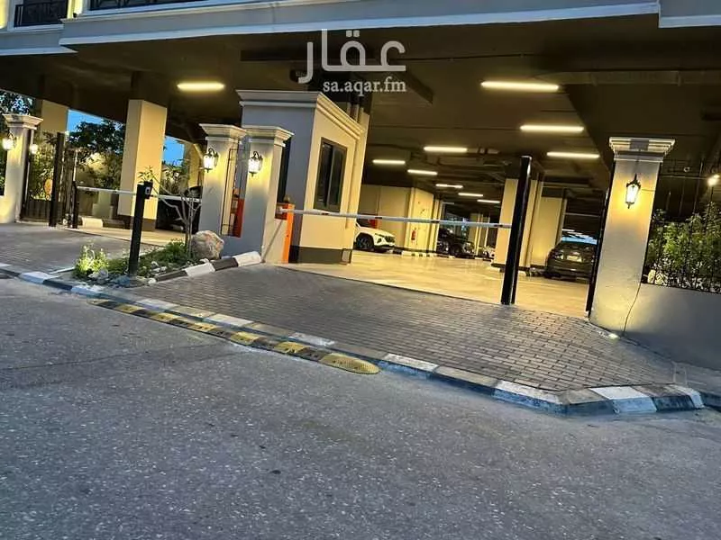 5 bedroom apartment in Al Muntazah 4