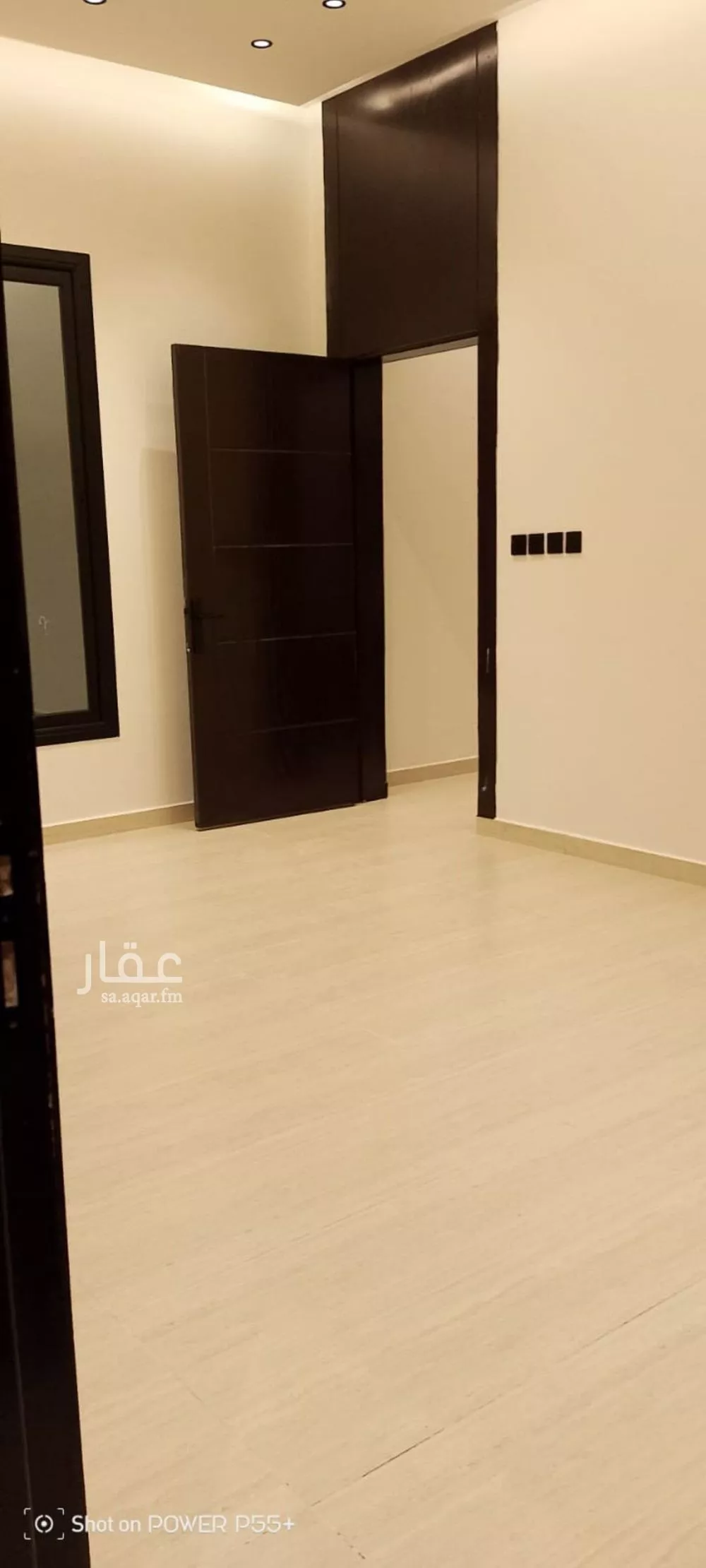 فيلا 4 غرف في الجنادرية 3