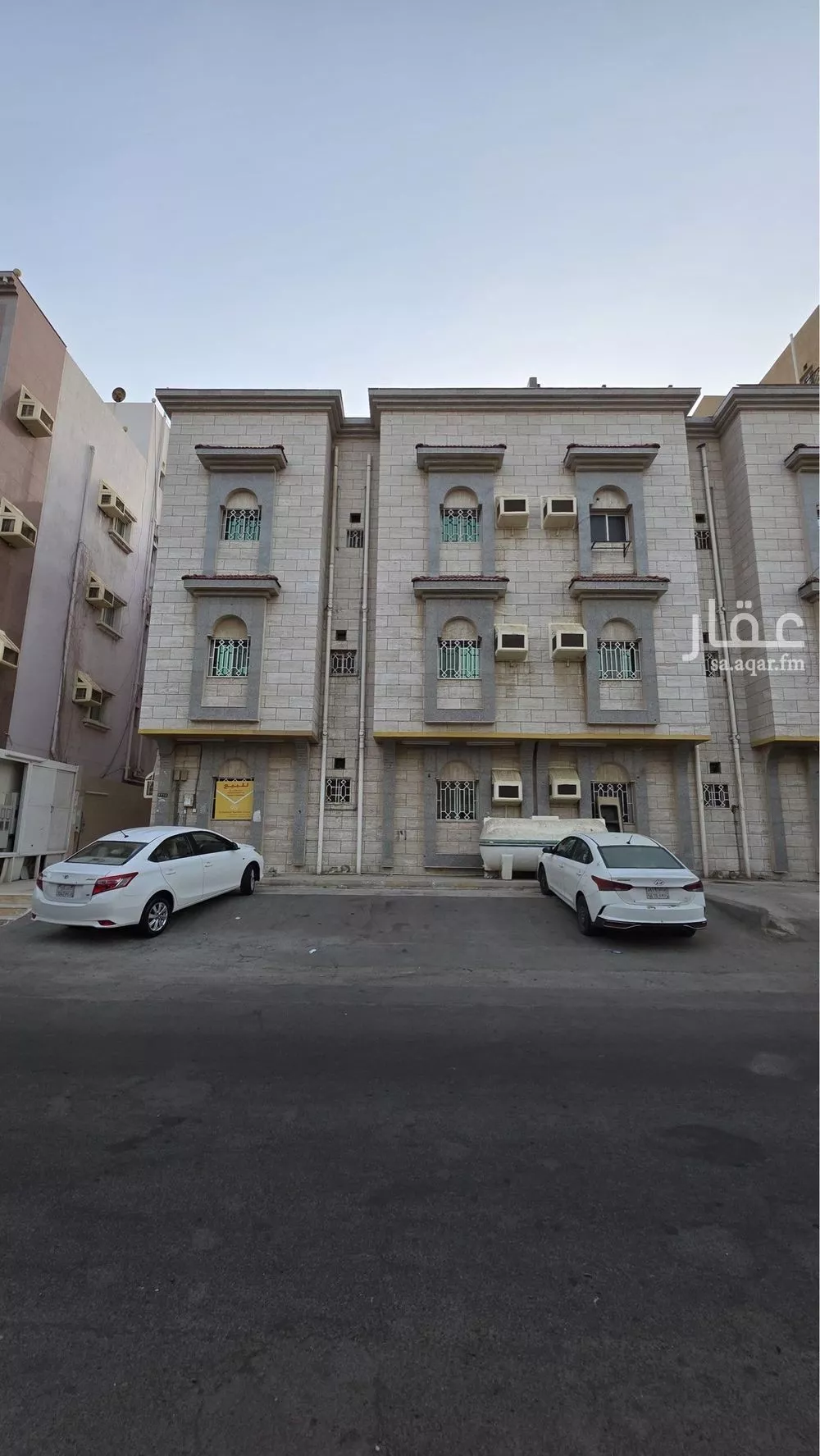 عمارة 825 م² في ابرق الرغامة 1