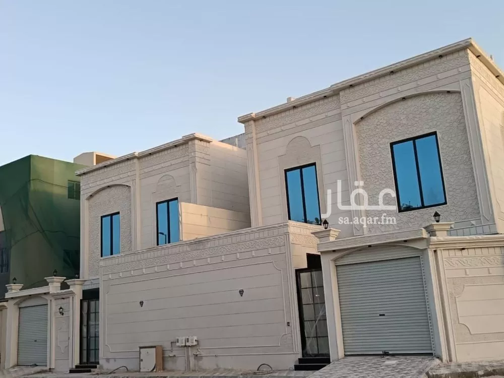 فيلا 7 غرف في ضاحية الملك فهد 5