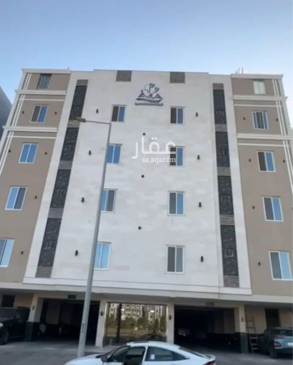 شقة 4 غرف في الواحة 1