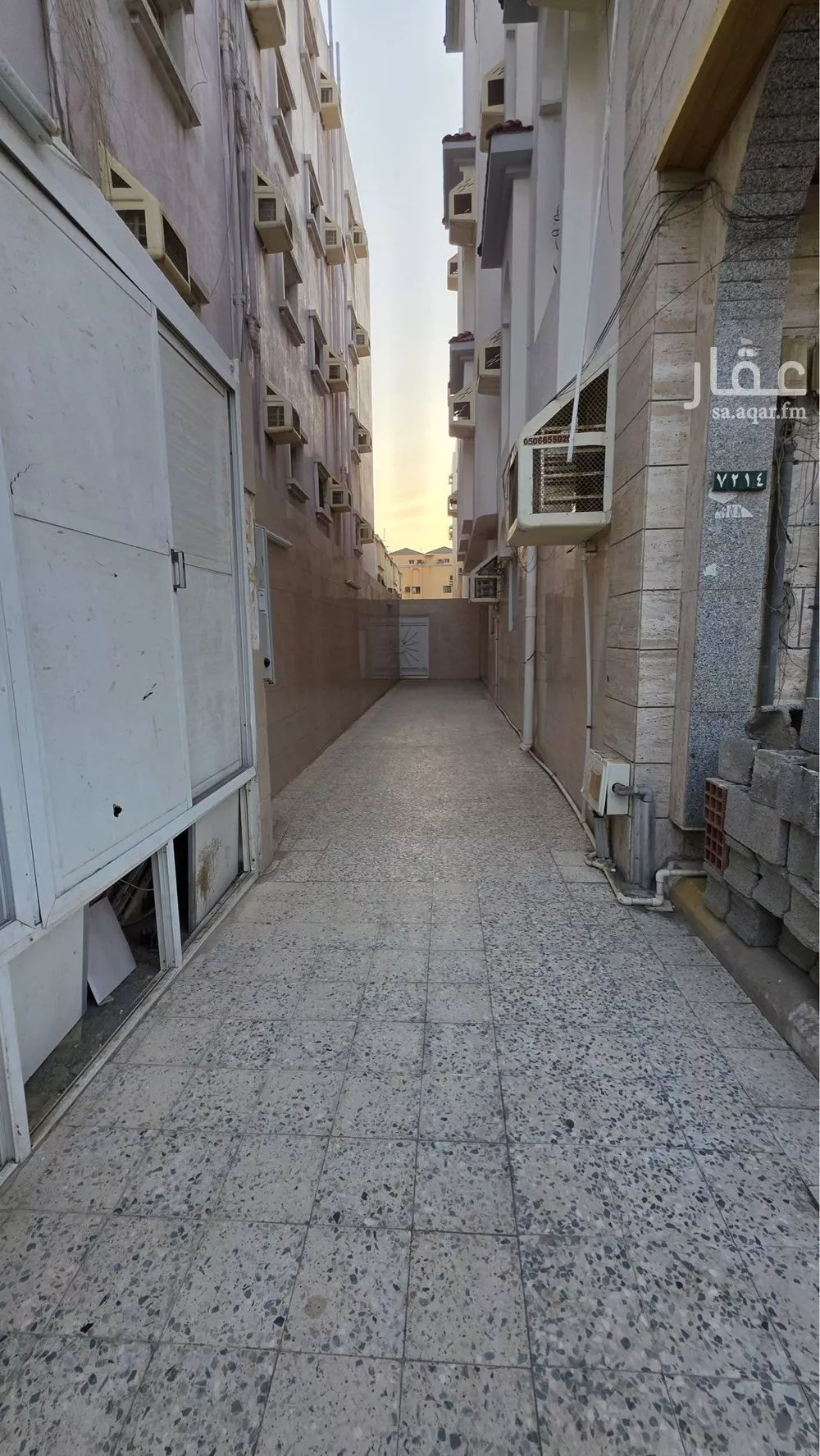 عمارة 825 م² في ابرق الرغامة 5