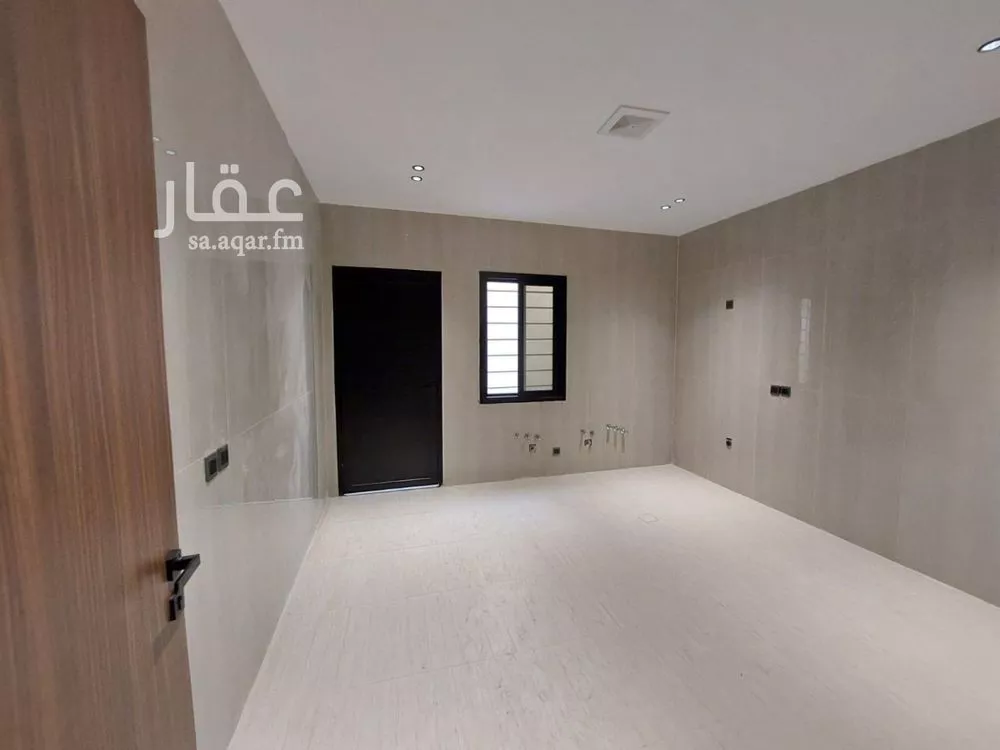 3 bedroom apartment in Uhud 3