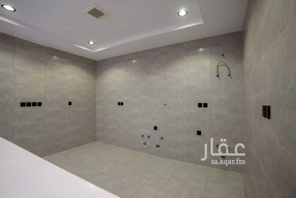 شقة 7 غرف في الفيصلية 5