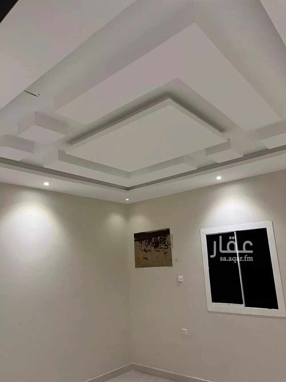 شقة 4 غرف في الواحة 5