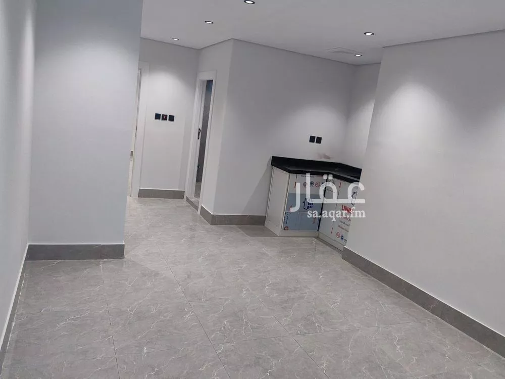 شقة 1 غرف في الملك فهد 4