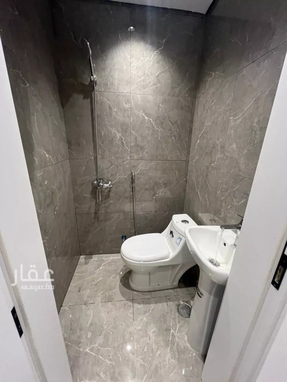 شقة 1 غرف في الملك فهد، الرياض 16