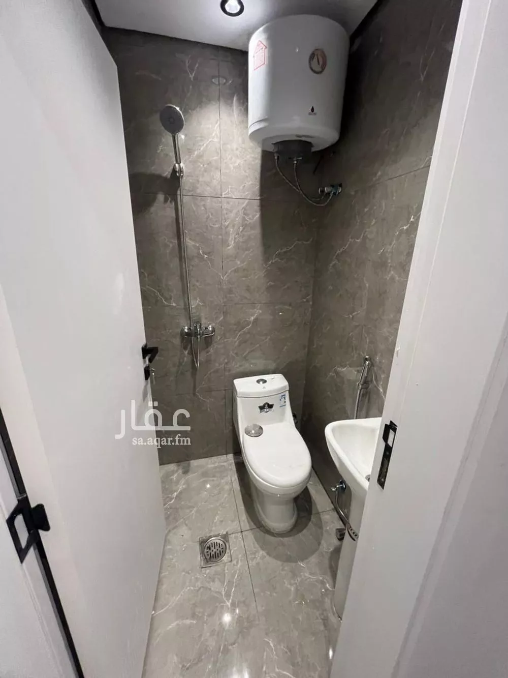 شقة 1 غرف في الملك فهد، الرياض 9