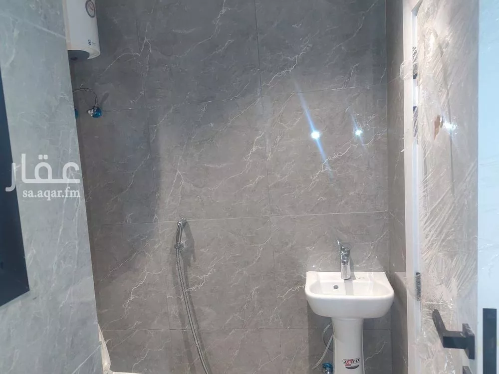 شقة 1 غرف في الملك فهد 3