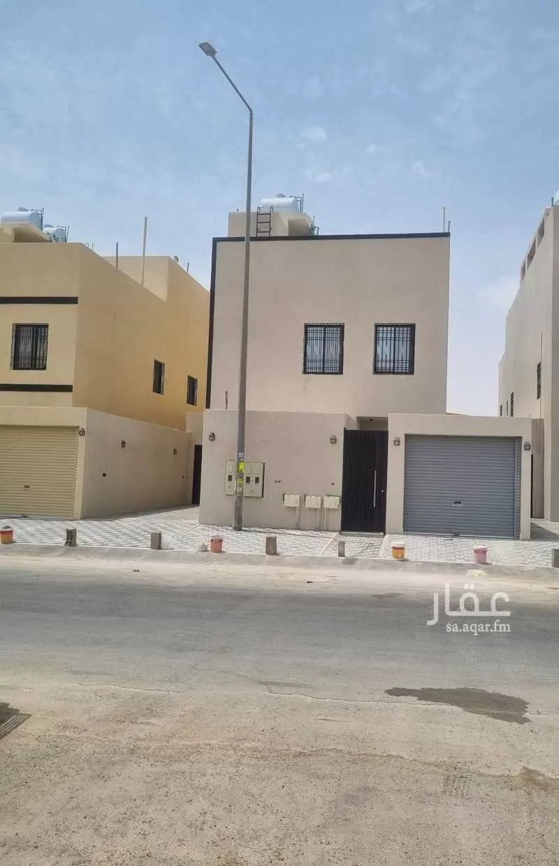 2 bedroom floor in Al Janadriyah 1
