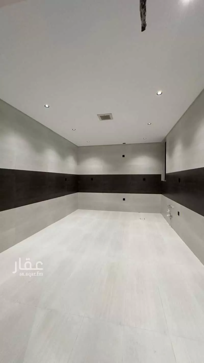 شقة 4 غرف في بطحاء قريش 1