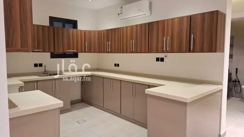 3 bedroom apartment in Granada, Riyadh 7