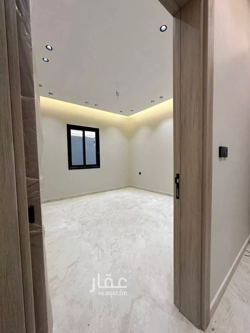 5 bedroom apartment in Al Ranuna, Madinah 8