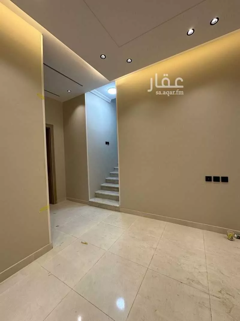 5 bedroom apartment in Al Ranuna, Madinah 10