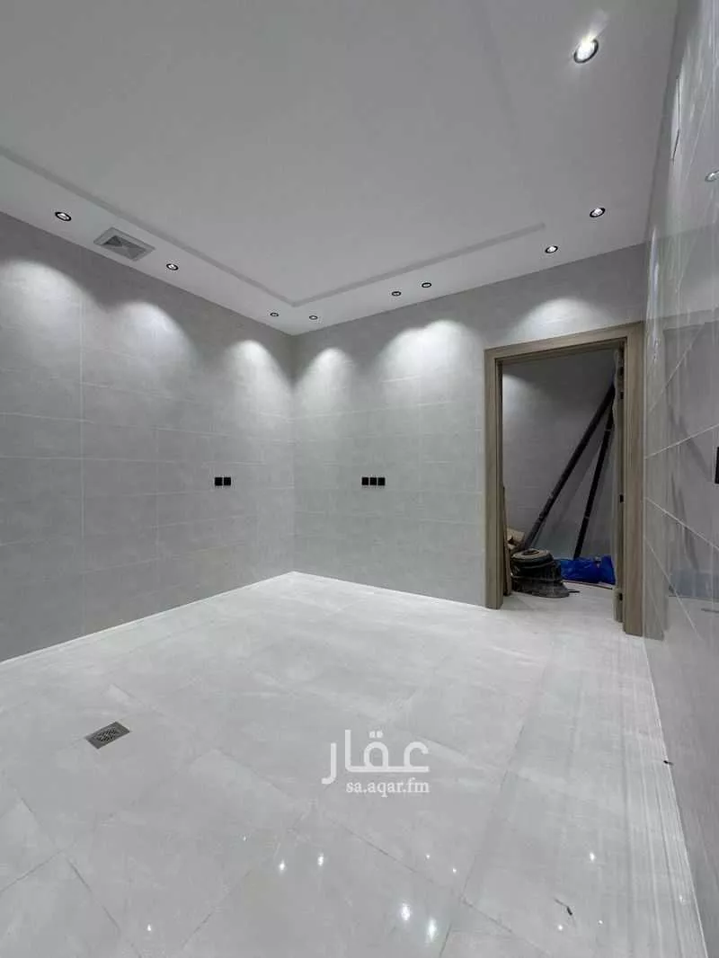 5 bedroom apartment in Al Ranuna, Madinah 7