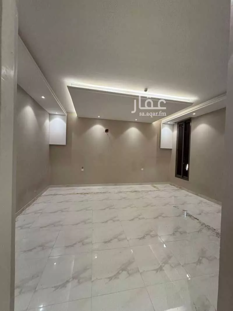 عمارة 261 م² في عكاظ 3