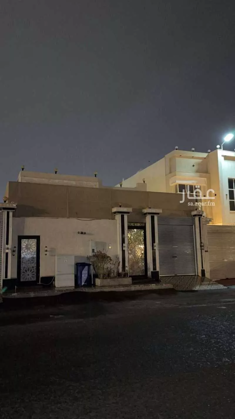 فيلا 5 غرف في الصالحية 2
