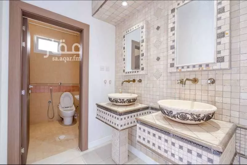 8 bedroom villa in Al Rabie, Riyadh 5