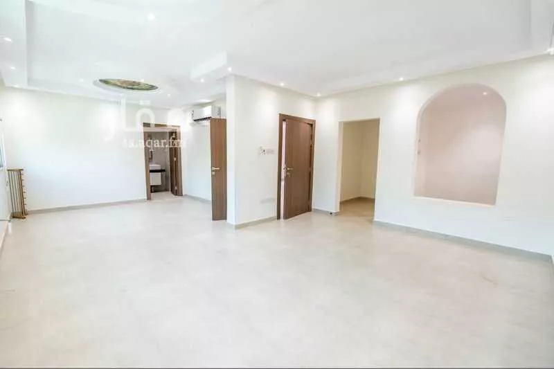 8 bedroom villa in Al Rabie, Riyadh 4