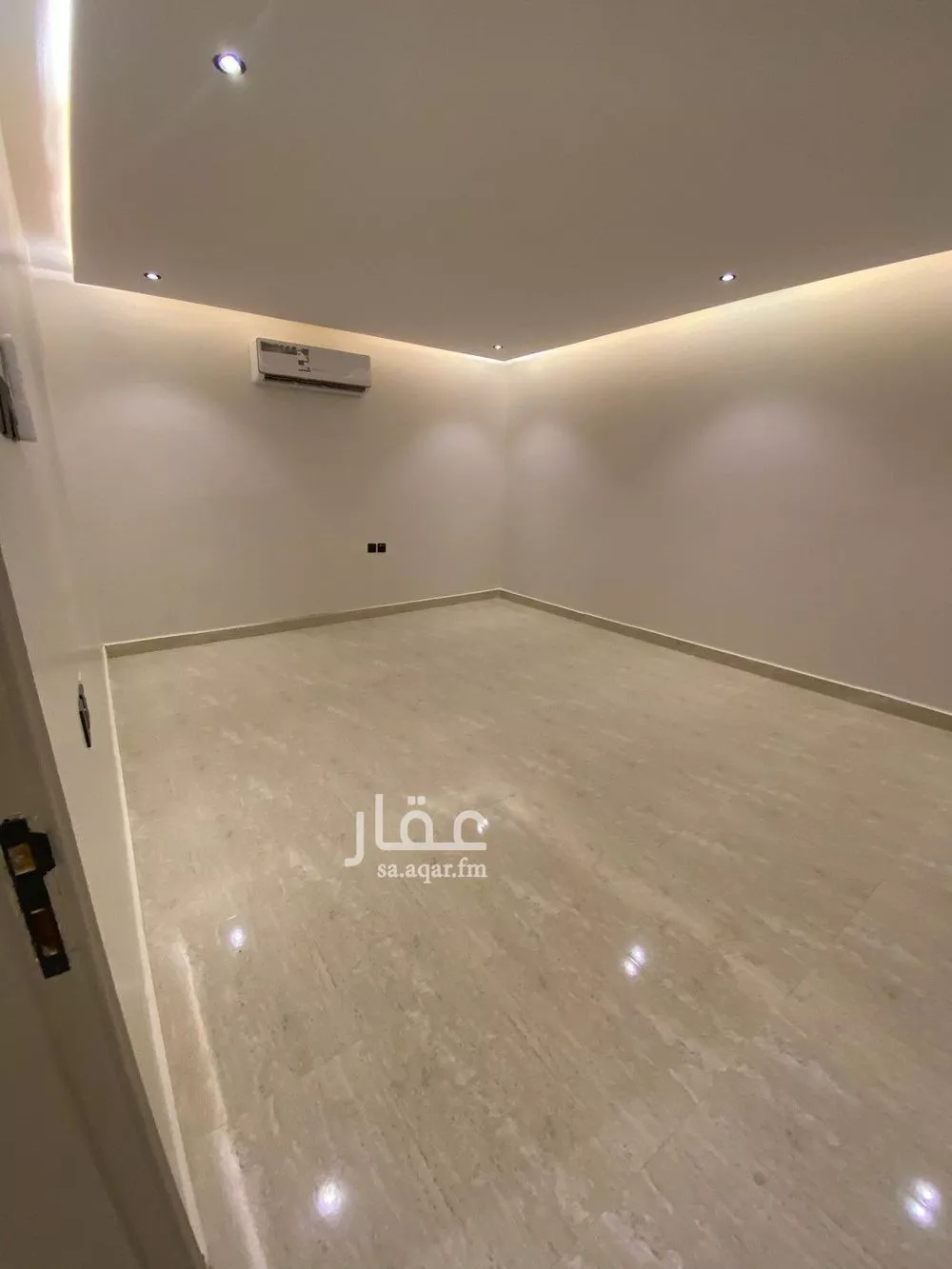 شقة 16 غرف في الخليج 5