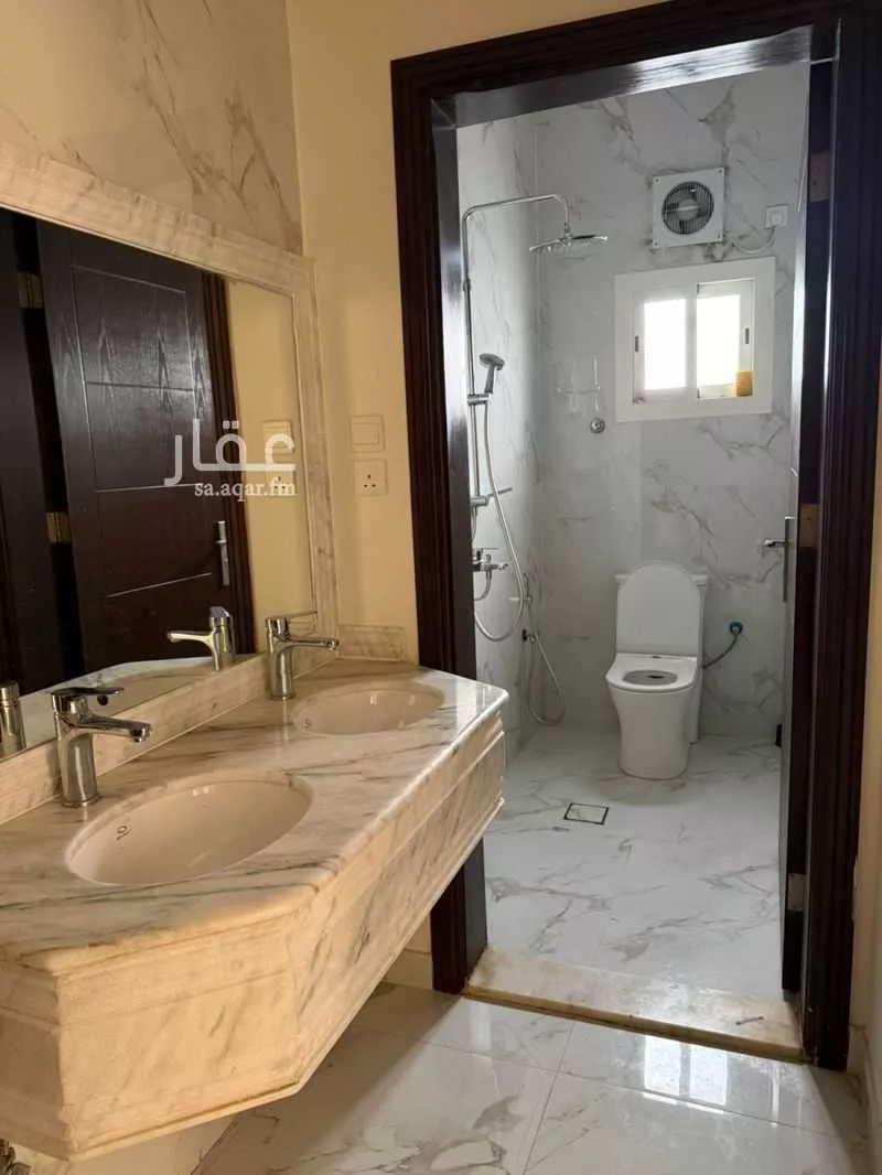 دور 1 غرف في الزمرد 4