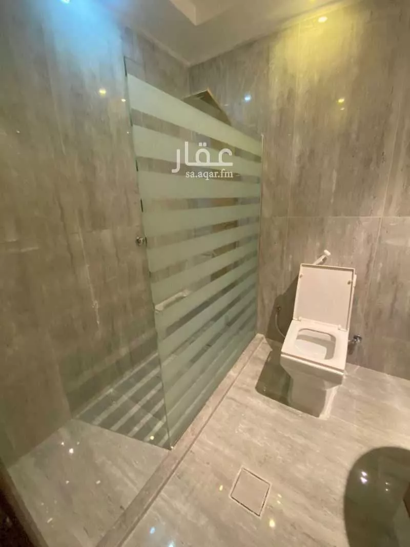 5 bedroom villa in Al Shiraa, Jeddah 11