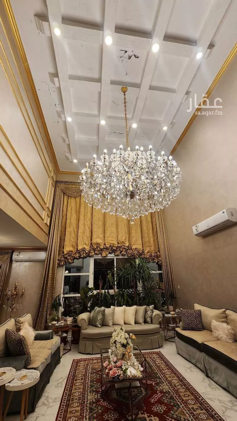 فيلا 6 غرف في النعيم 4