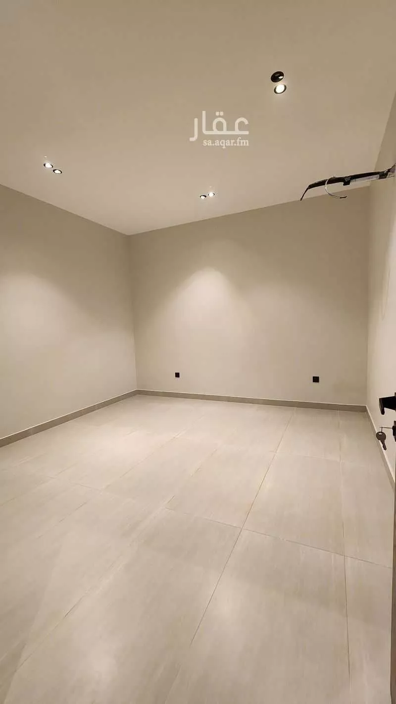 فيلا 6 غرف في الزمرد 3