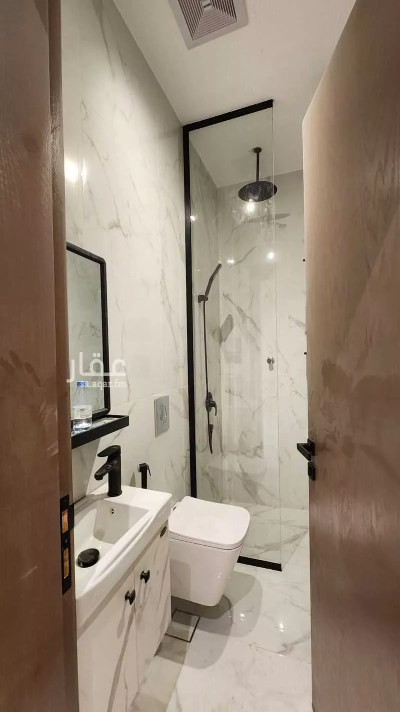 5 bedroom villa in Al Yaqout, Jeddah 4