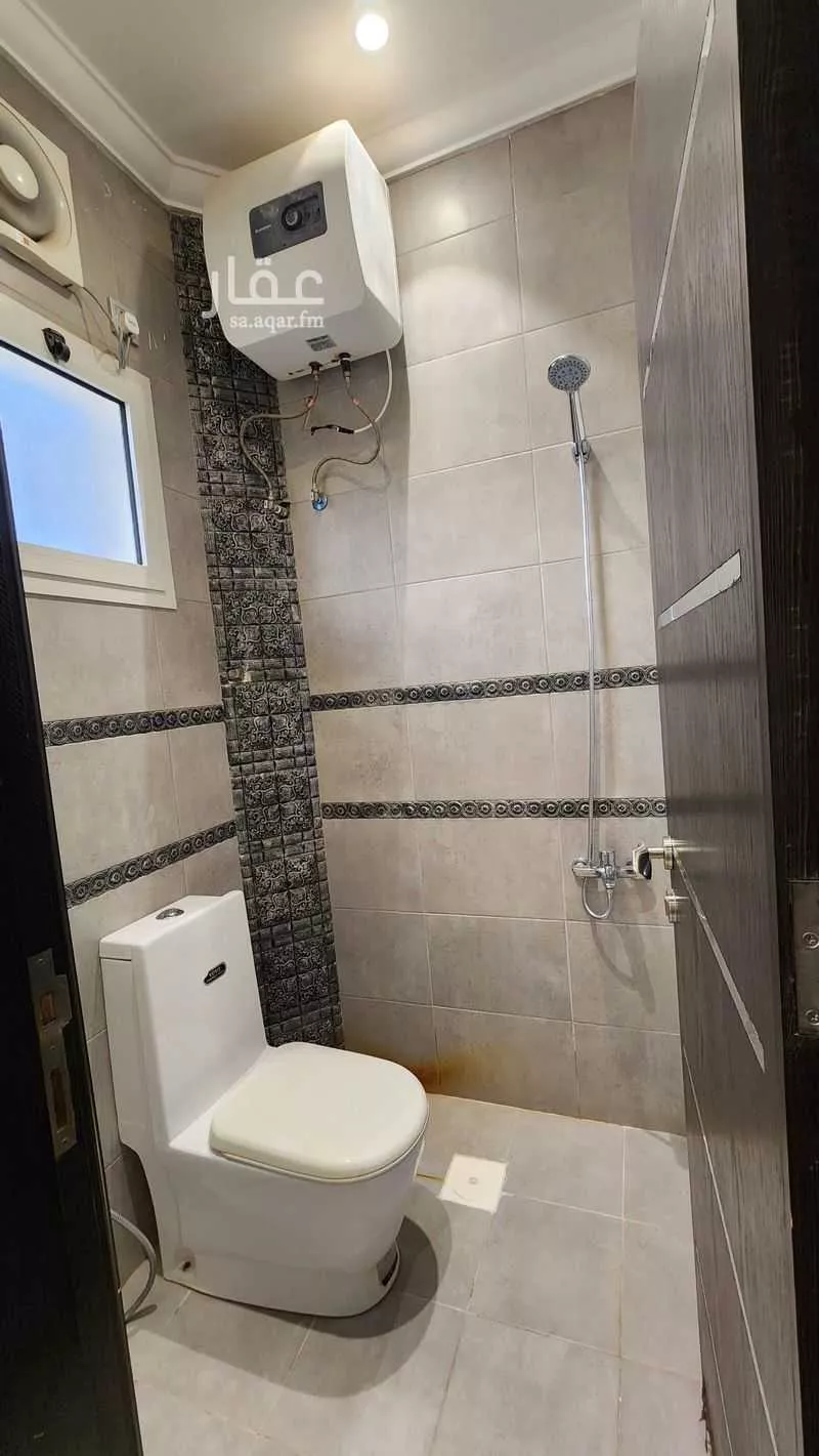 6 bedroom villa in Al Yaqout 3