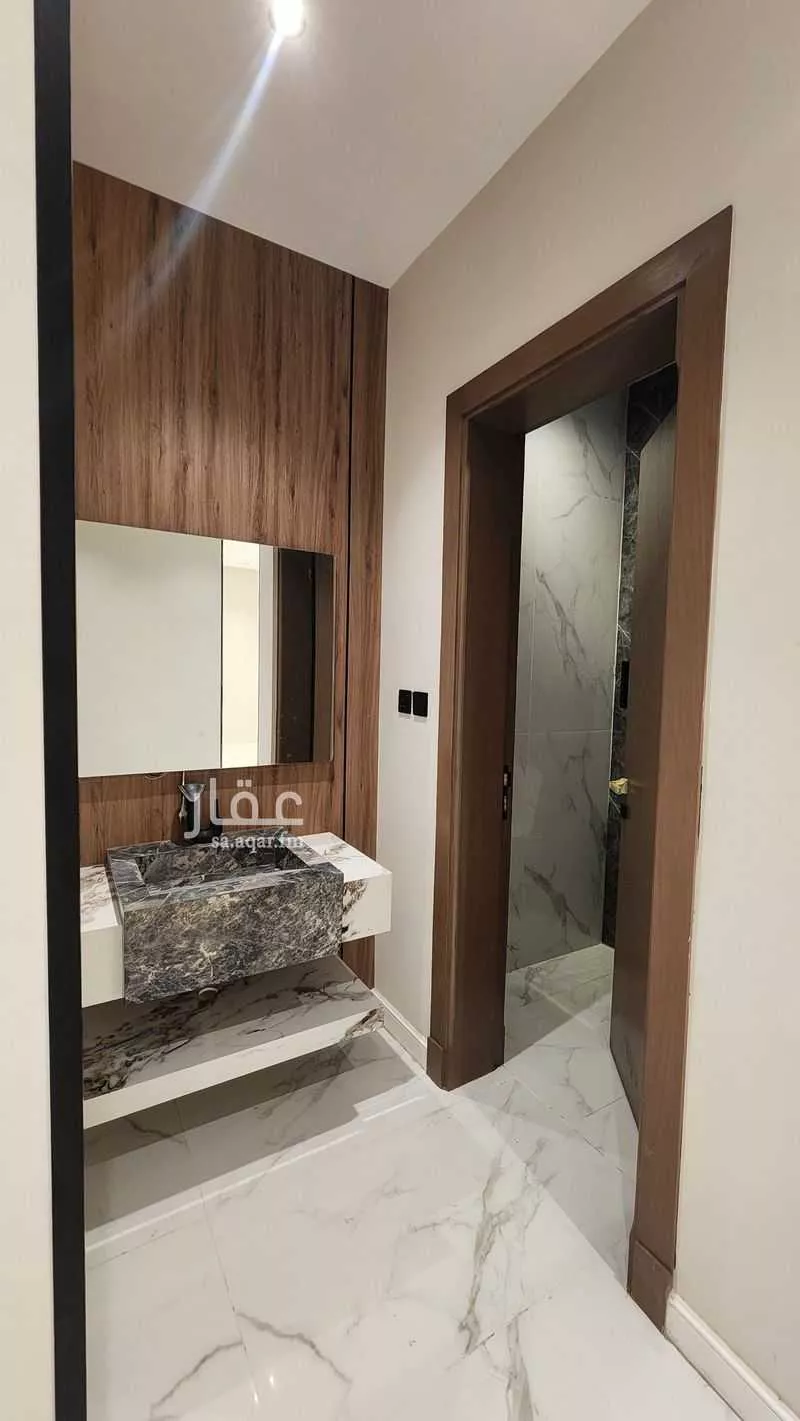 5 bedroom villa in Al Yaqout, Jeddah 10