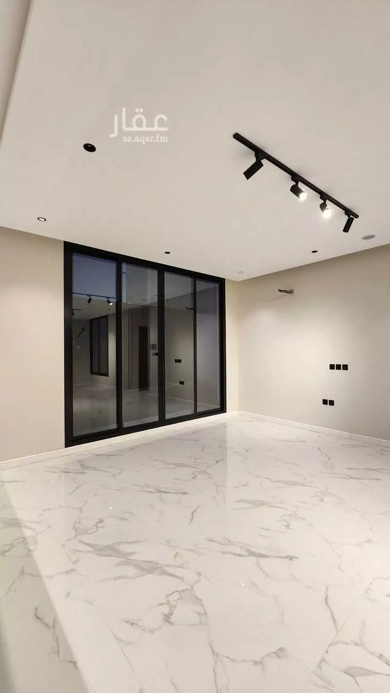 5 bedroom villa in Al Yaqout, Jeddah 11