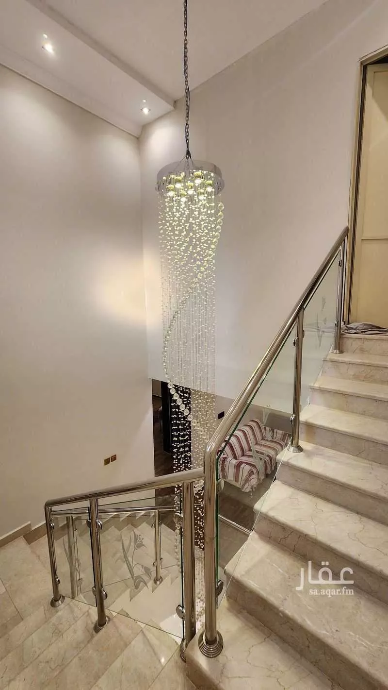 6 bedroom villa in Al Yaqout 4