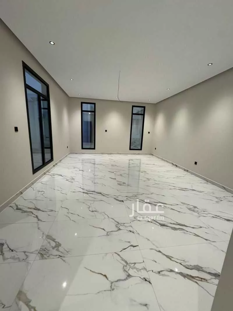 فيلا 6 غرف في الشراع 3