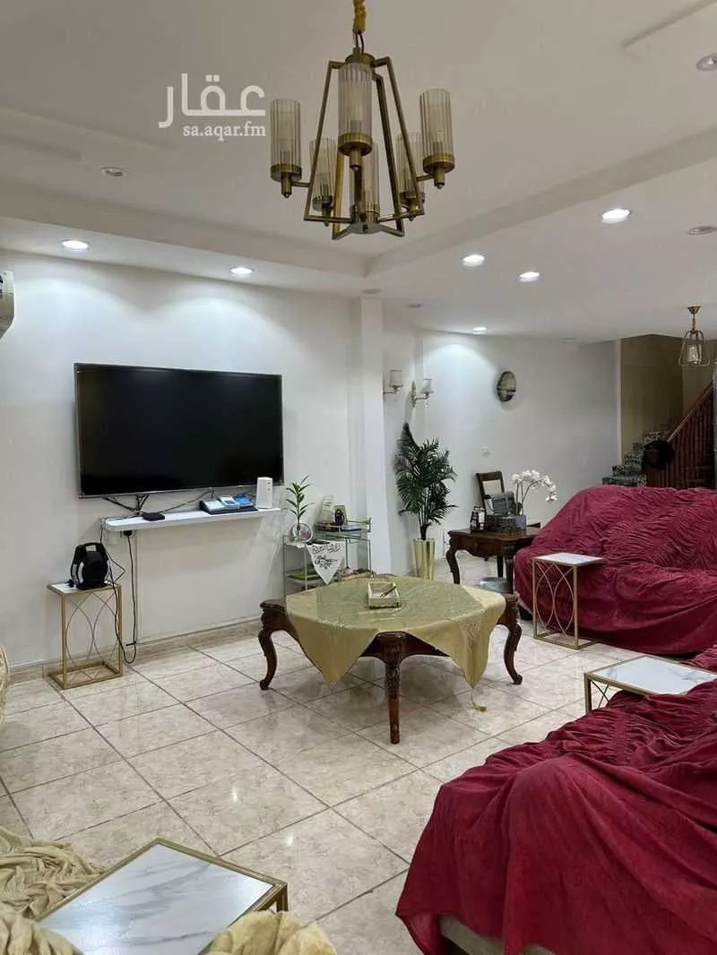 فيلا 6 غرف في الشاطئ