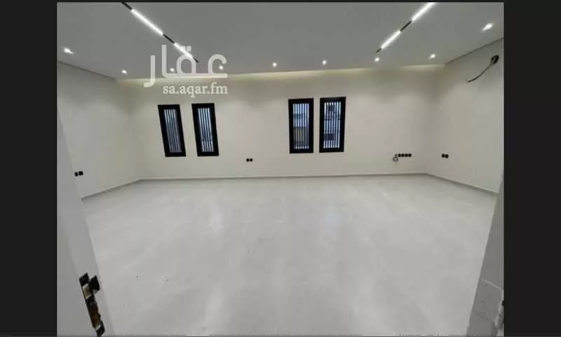 فيلا 5 غرف في بنبان 2