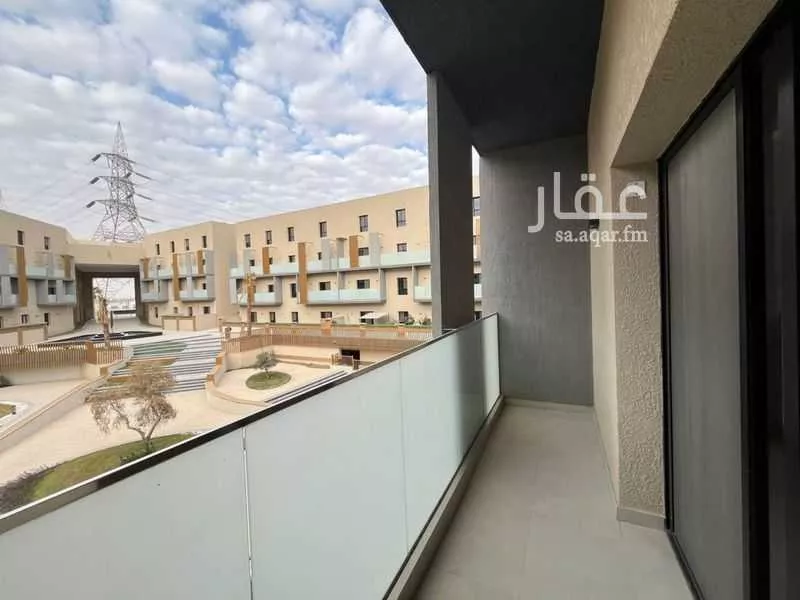 3 bedroom apartment in Hittin, Riyadh 4