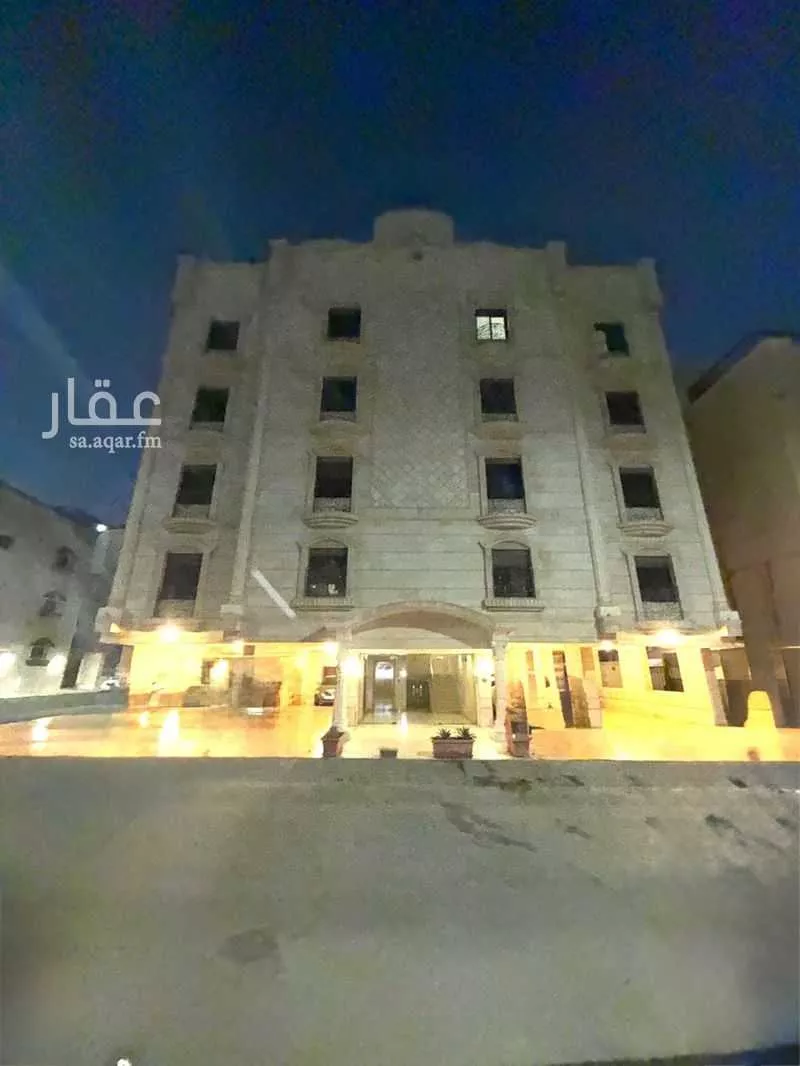 5 bedroom apartment in Al Rawdah 3