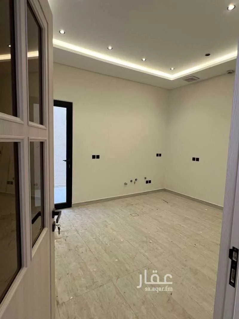 فيلا 6 غرف في الرمال 4