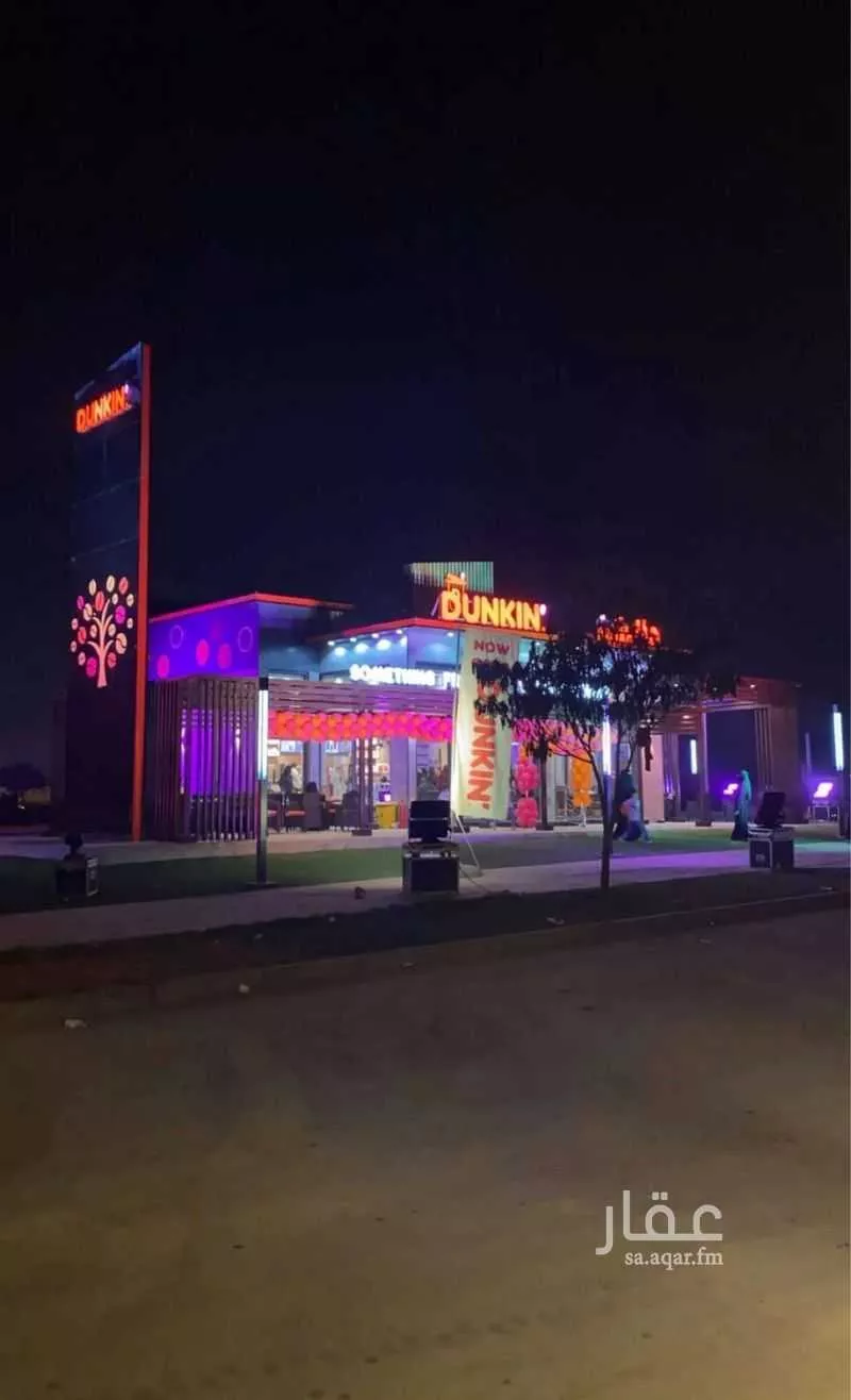 فيلا 4 غرف في العارض 3