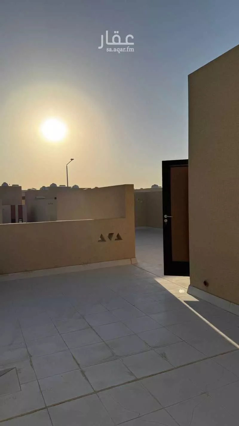 4 bedroom villa in As Suwaidi Al Gharabi, Riyadh 6