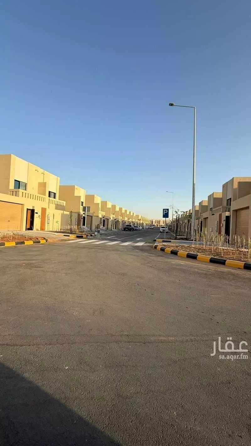 4 bedroom villa in As Suwaidi Al Gharabi, Riyadh 7
