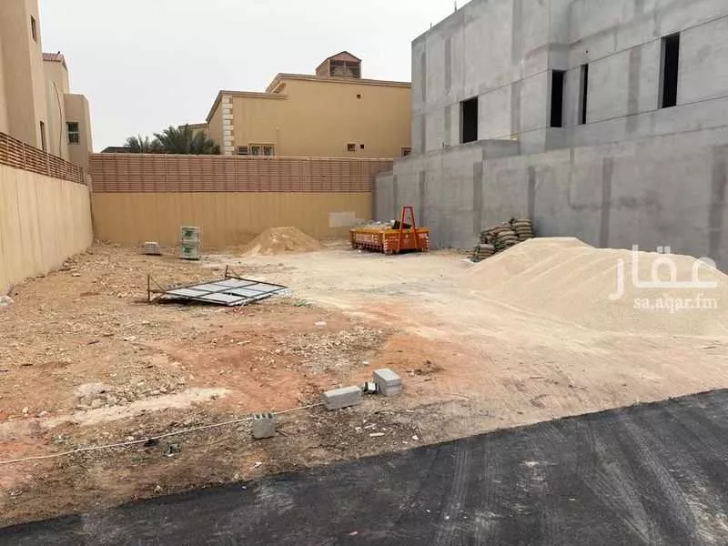 أرض 540 م² في لبن 3