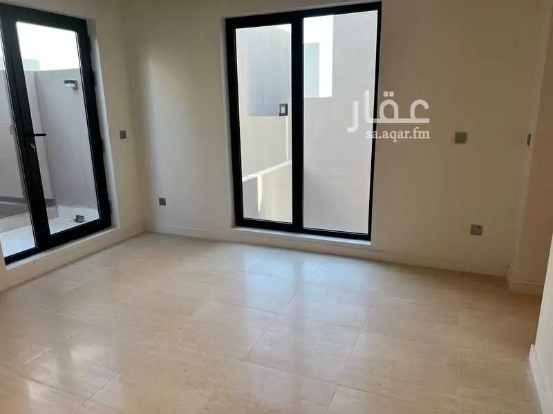 فيلا 5 غرف في العارض 5