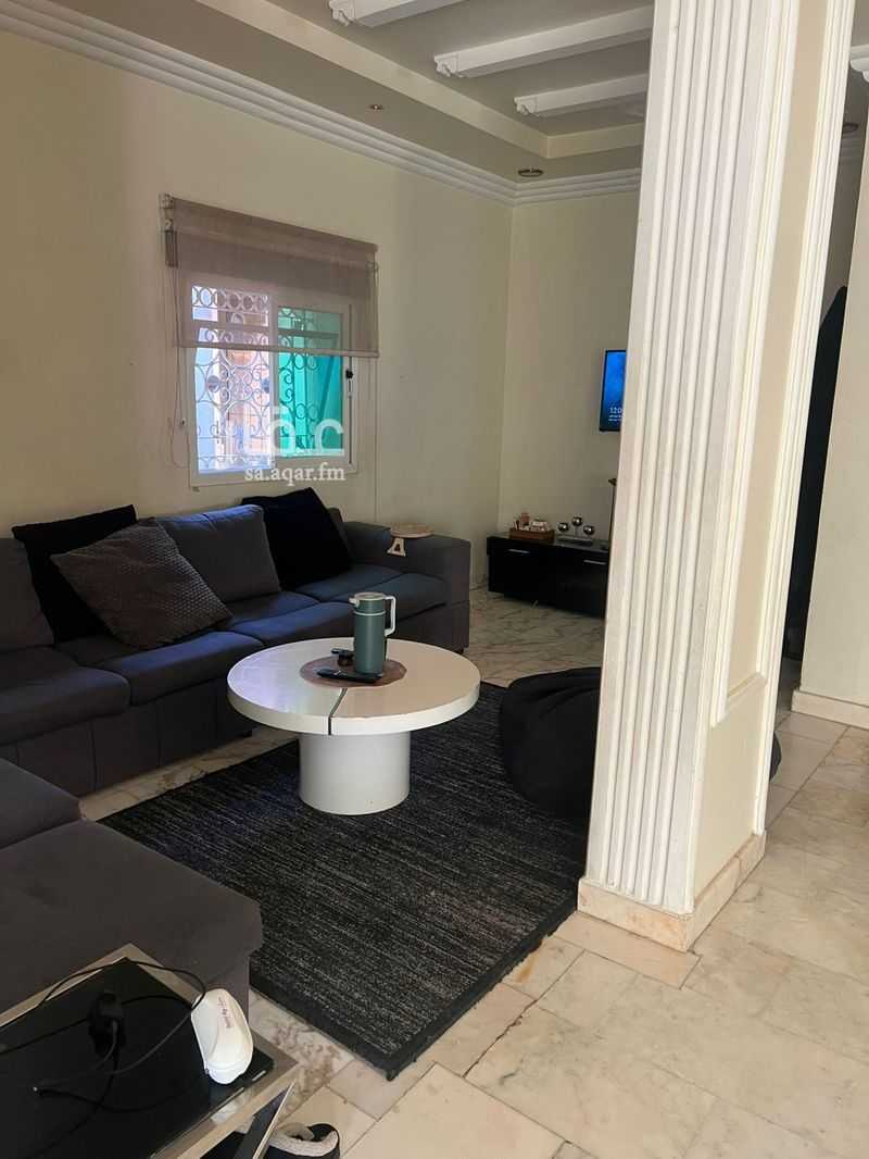 9 bedroom villa in Al Wahah, Riyadh 8